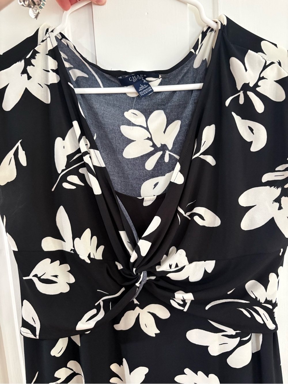Chaps Black & White Floral Twist-Front Midi Dress